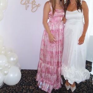 Lulus Size XS Pink Floral Shiny Maxi Dress